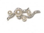 Pearl and Rhinestone Brooch